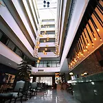 Отель Sey & 4*