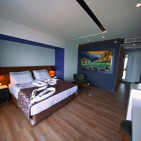 Hotel Sey & 4*
